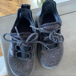 Adidas boys shoes size 11